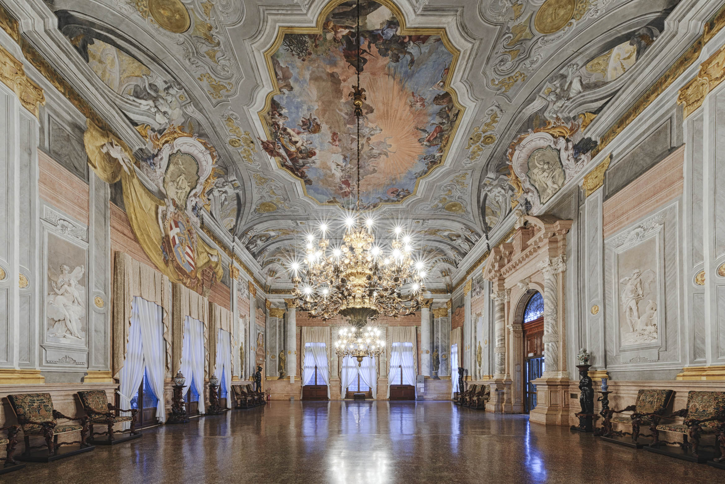Salone da ballo Ca' Rezzonico